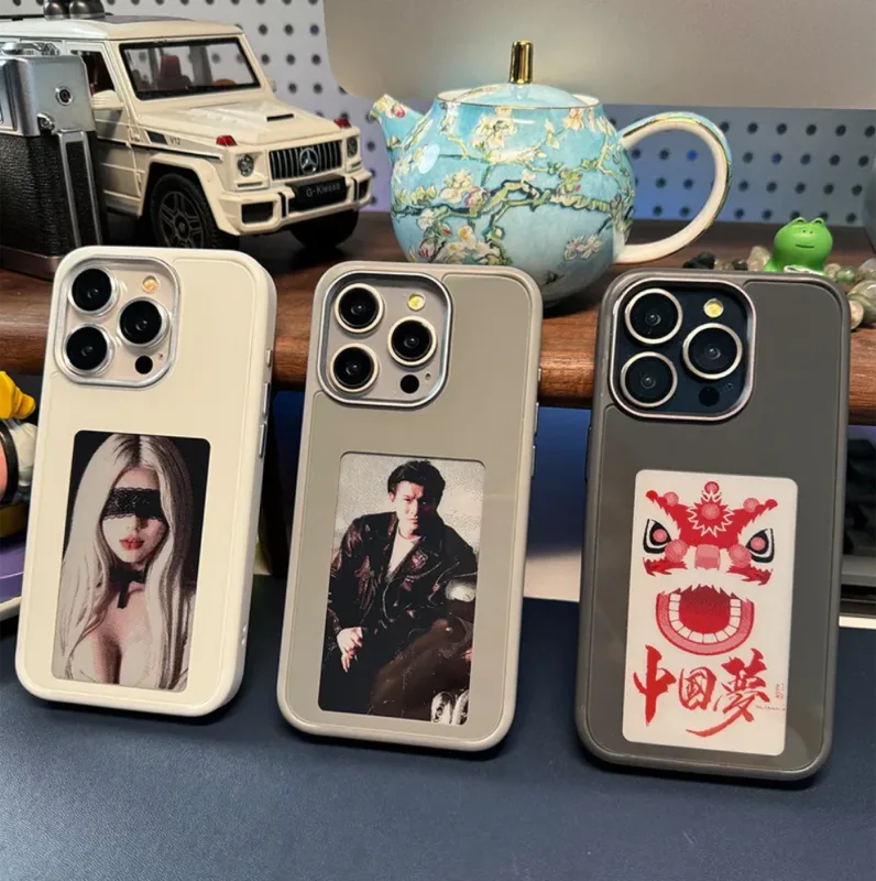 Интерактивный DIY чехол с e-ink