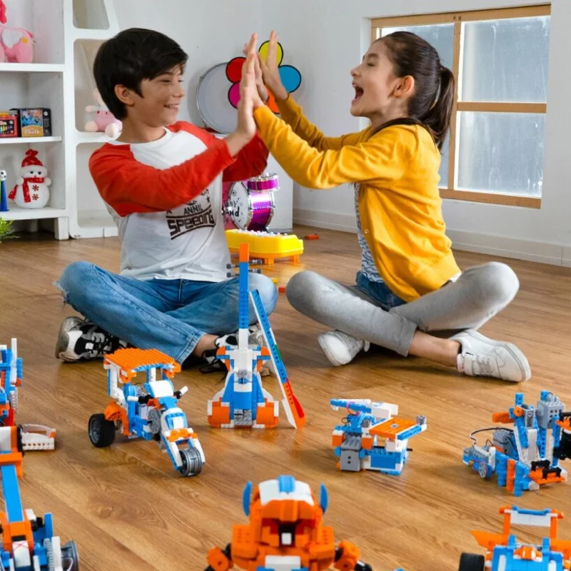 Программируемый конструктор Apitor Robot X